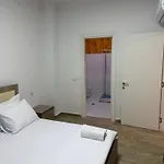 Private Garden * טיראנה