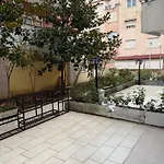 דירה Private Garden