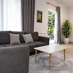 شقة Private Garden تيرانا