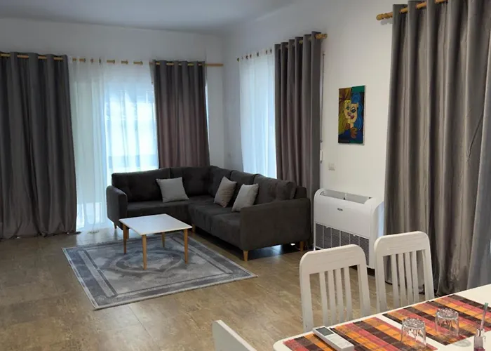 Private Garden Appartamento Tirana